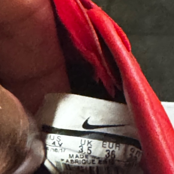 Nike Mercurial Red and Black Cleats - Picture 5 of 5